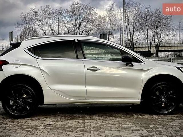 Белый Ситроен ДС4, объемом двигателя 2 л и пробегом 115 тыс. км за 13500 $, фото 6 на Automoto.ua