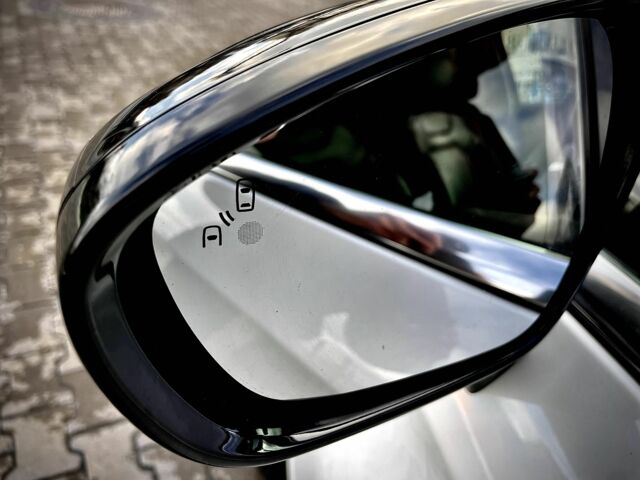 Белый Ситроен ДС4, объемом двигателя 2 л и пробегом 115 тыс. км за 13500 $, фото 19 на Automoto.ua