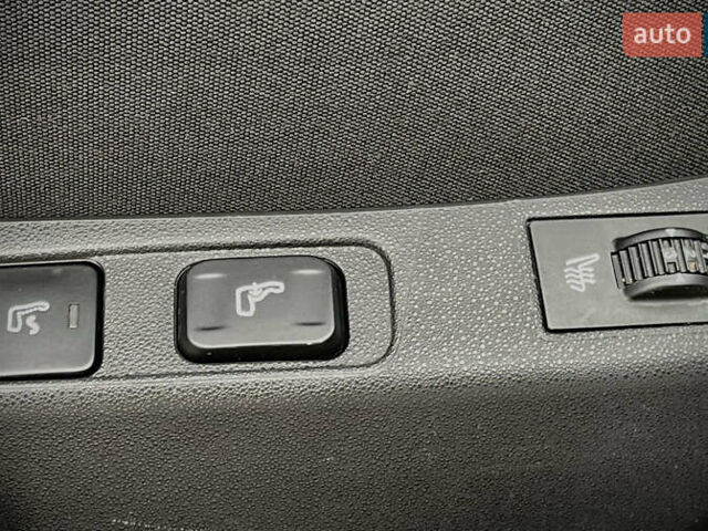 Чорний Сітроен ДС4, об'ємом двигуна 1.6 л та пробігом 125 тис. км за 8500 $, фото 19 на Automoto.ua