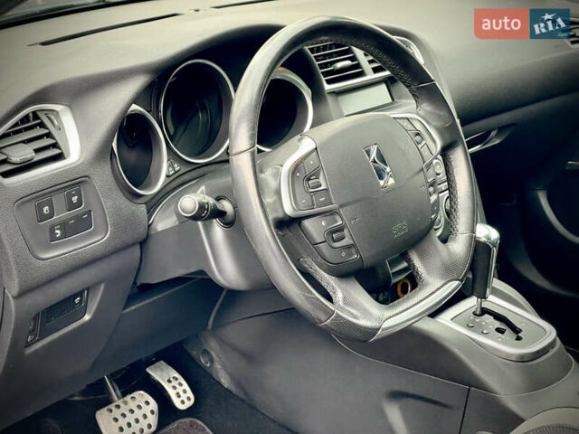 Сітроен ДС4 2012 у Києві на Automoto.ua Чорний Сітроен ДС4, об'ємом двигуна 1.6 л та пробігом 125 тис. км за 9700 $, фото 17 на Automoto.ua