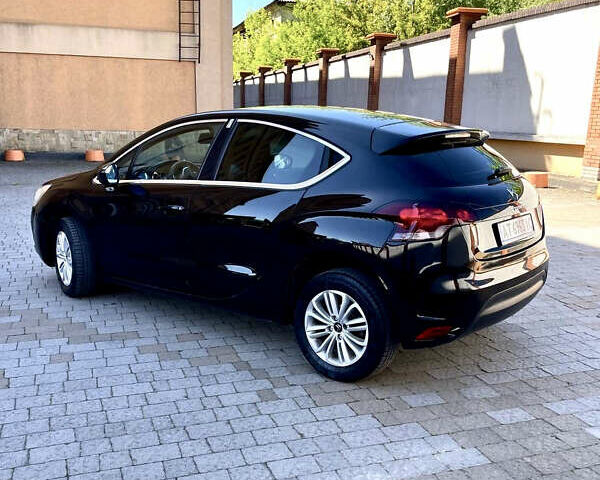 Черный Ситроен ДС4, объемом двигателя 1.56 л и пробегом 173 тыс. км за 8100 $, фото 2 на Automoto.ua