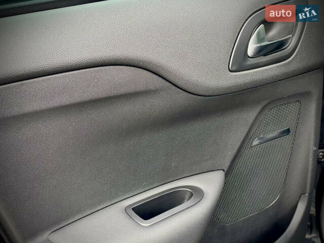 Сітроен ДС4 2012 у Києві на Automoto.ua Чорний Сітроен ДС4, об'ємом двигуна 1.6 л та пробігом 125 тис. км за 9700 $, фото 23 на Automoto.ua