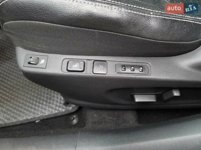 Черный Ситроен ДС4, объемом двигателя 1.6 л и пробегом 164 тыс. км за 8500 $, фото 12 на Automoto.ua