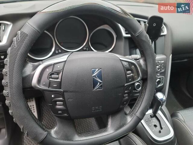 Черный Ситроен ДС4, объемом двигателя 1.6 л и пробегом 164 тыс. км за 8500 $, фото 18 на Automoto.ua