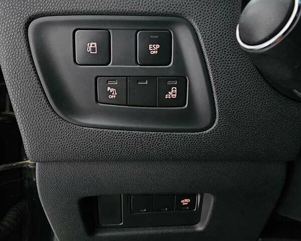 Чорний Сітроен ДС4, об'ємом двигуна 1.6 л та пробігом 180 тис. км за 9300 $, фото 20 на Automoto.ua