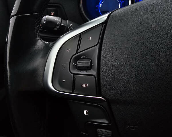 Чорний Сітроен ДС4, об'ємом двигуна 1.6 л та пробігом 180 тис. км за 9300 $, фото 18 на Automoto.ua