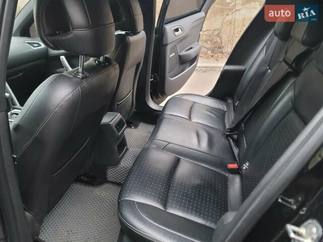 Черный Ситроен ДС4, объемом двигателя 1.6 л и пробегом 164 тыс. км за 8500 $, фото 7 на Automoto.ua