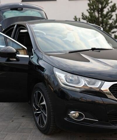 Черный Ситроен ДС4, объемом двигателя 1.56 л и пробегом 158 тыс. км за 12500 $, фото 120 на Automoto.ua