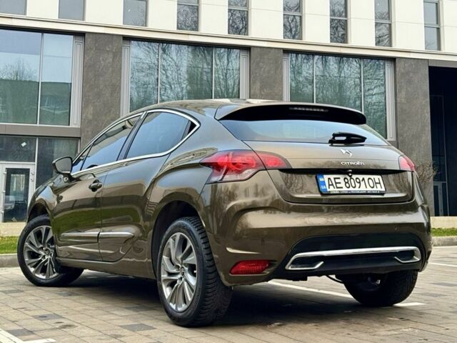 Коричневый Ситроен ДС4, объемом двигателя 1.6 л и пробегом 117 тыс. км за 7500 $, фото 9 на Automoto.ua