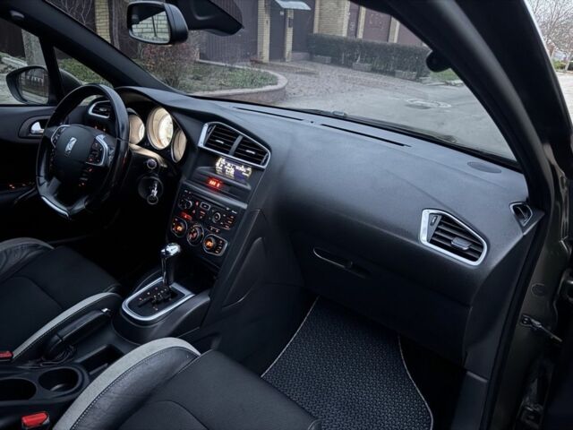 Коричневый Ситроен ДС4, объемом двигателя 1.6 л и пробегом 117 тыс. км за 7500 $, фото 21 на Automoto.ua