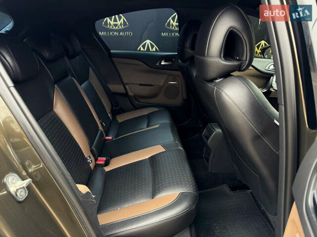 Коричневий Сітроен ДС4, об'ємом двигуна 1.6 л та пробігом 98 тис. км за 8700 $, фото 12 на Automoto.ua