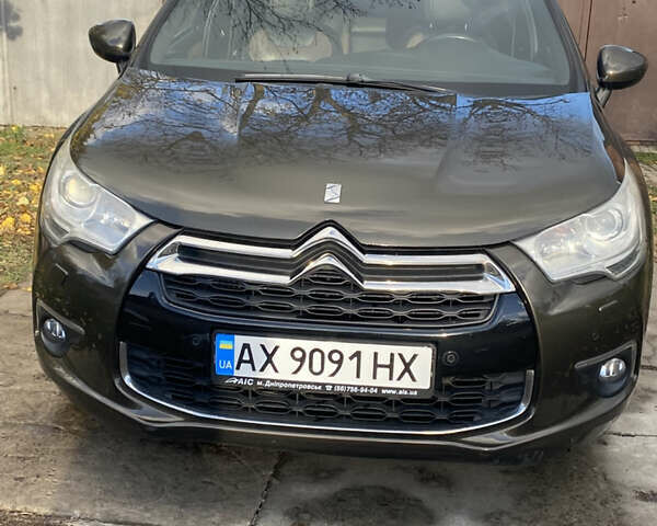 Коричневый Ситроен ДС4, объемом двигателя 1.6 л и пробегом 149 тыс. км за 8700 $, фото 1 на Automoto.ua