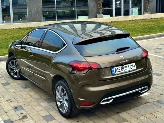 Коричневый Ситроен ДС4, объемом двигателя 1.6 л и пробегом 117 тыс. км за 7500 $, фото 11 на Automoto.ua