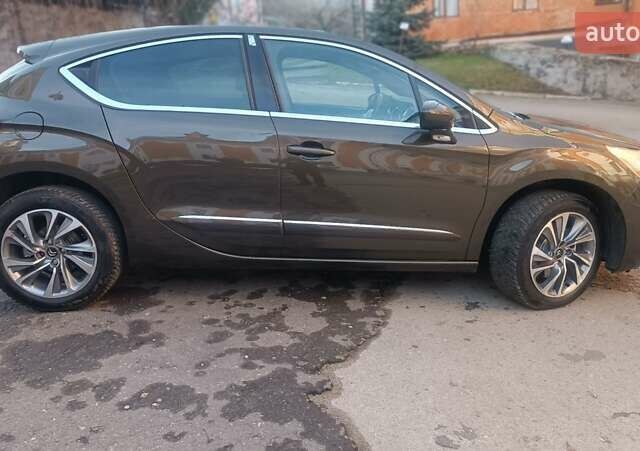 Коричневый Ситроен ДС4, объемом двигателя 1.6 л и пробегом 151 тыс. км за 7900 $, фото 8 на Automoto.ua