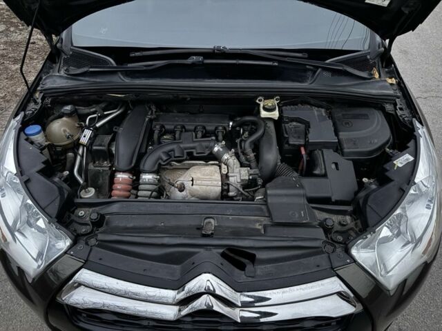 Коричневый Ситроен ДС4, объемом двигателя 1.6 л и пробегом 117 тыс. км за 7500 $, фото 12 на Automoto.ua