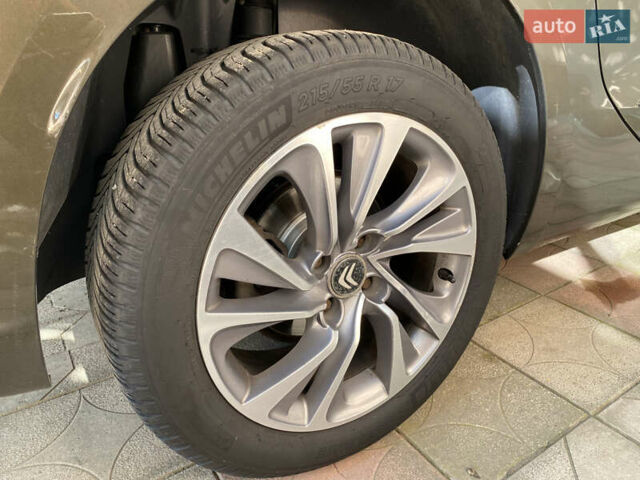 Коричневый Ситроен ДС4, объемом двигателя 2 л и пробегом 147 тыс. км за 10500 $, фото 30 на Automoto.ua