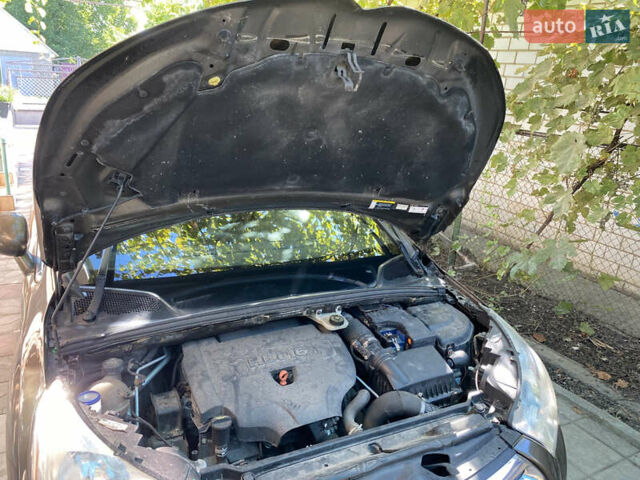 Коричневый Ситроен ДС4, объемом двигателя 2 л и пробегом 147 тыс. км за 10500 $, фото 35 на Automoto.ua