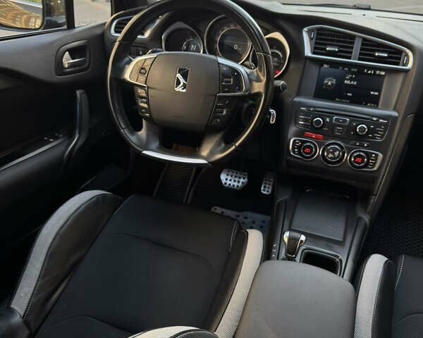 Коричневый Ситроен ДС4, объемом двигателя 1.6 л и пробегом 267 тыс. км за 10000 $, фото 14 на Automoto.ua