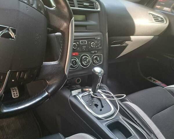 Коричневий Сітроен ДС4, об'ємом двигуна 2 л та пробігом 123 тис. км за 11000 $, фото 8 на Automoto.ua