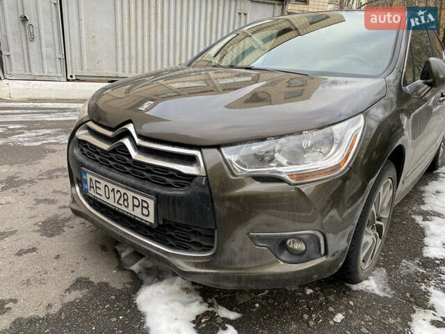 Коричневий Сітроен ДС4, об'ємом двигуна 2 л та пробігом 145 тис. км за 11150 $, фото 2 на Automoto.ua
