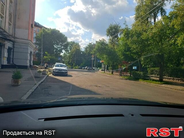 Коричневый Ситроен ДС4, объемом двигателя 2 л и пробегом 123 тыс. км за 10000 $, фото 3 на Automoto.ua