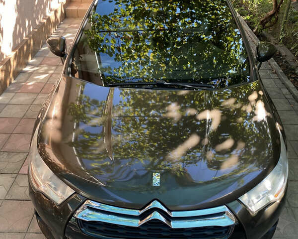 Коричневый Ситроен ДС4, объемом двигателя 2 л и пробегом 147 тыс. км за 10500 $, фото 10 на Automoto.ua