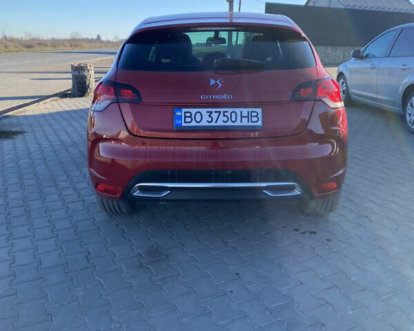 Красный Ситроен ДС4, объемом двигателя 1.56 л и пробегом 134 тыс. км за 10500 $, фото 3 на Automoto.ua