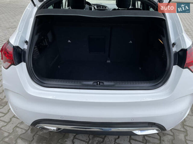 Сітроен ДС4, об'ємом двигуна 1.6 л та пробігом 132 тис. км за 8700 $, фото 12 на Automoto.ua