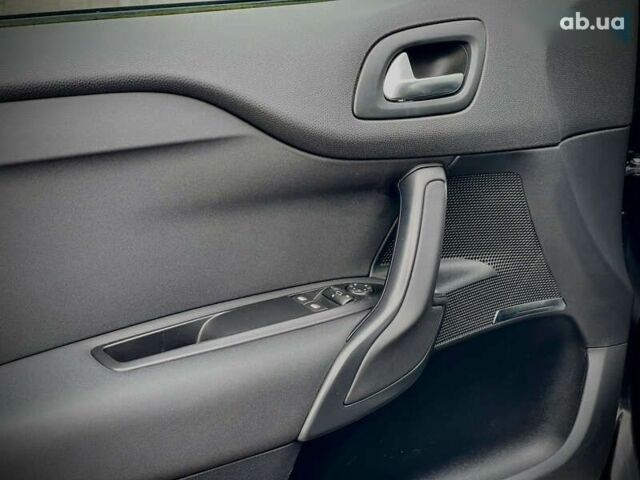 Ситроен ДС4, объемом двигателя 1.6 л и пробегом 125 тыс. км за 9500 $, фото 12 на Automoto.ua