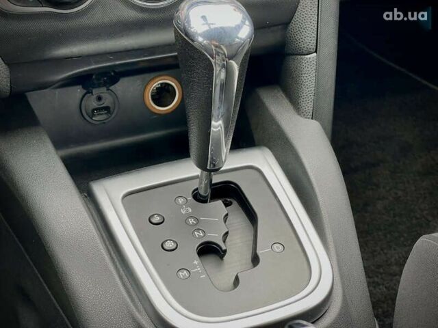 Ситроен ДС4, объемом двигателя 1.6 л и пробегом 125 тыс. км за 9500 $, фото 27 на Automoto.ua