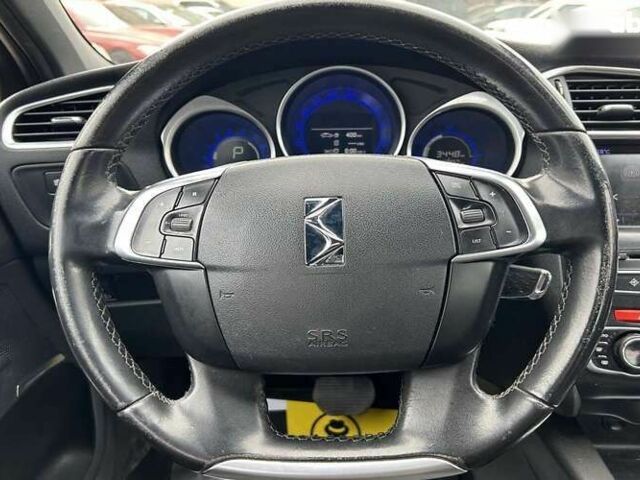 Сітроен ДС4, об'ємом двигуна 1.6 л та пробігом 170 тис. км за 15999 $, фото 11 на Automoto.ua