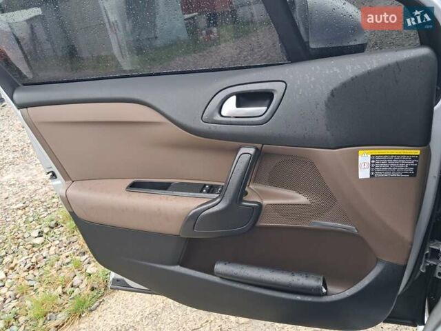 Ситроен ДС4 2011 в Ивано-Франковске на Automoto.ua Серый Ситроен ДС4, объемом двигателя 1.6 л и пробегом 290 тыс. км за 9200 $, фото 3 на Automoto.ua