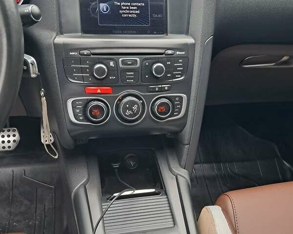 Серый Ситроен ДС4, объемом двигателя 1.6 л и пробегом 290 тыс. км за 9500 $, фото 4 на Automoto.ua
