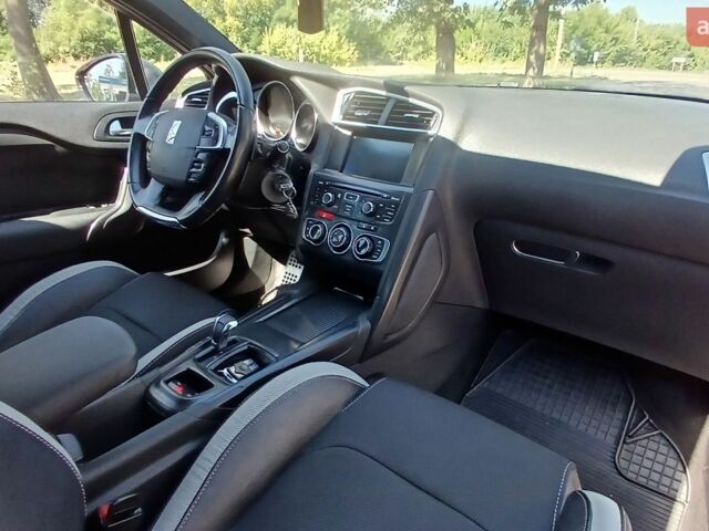 Сірий Сітроен ДС4, об'ємом двигуна 1.56 л та пробігом 239 тис. км за 7700 $, фото 20 на Automoto.ua