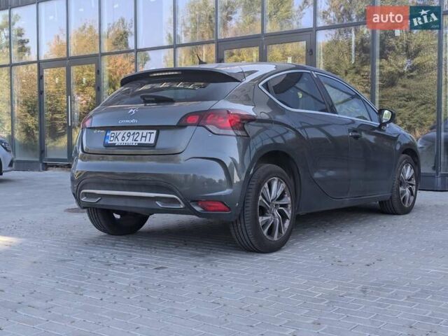 Серый Ситроен ДС4, объемом двигателя 2 л и пробегом 195 тыс. км за 9800 $, фото 4 на Automoto.ua