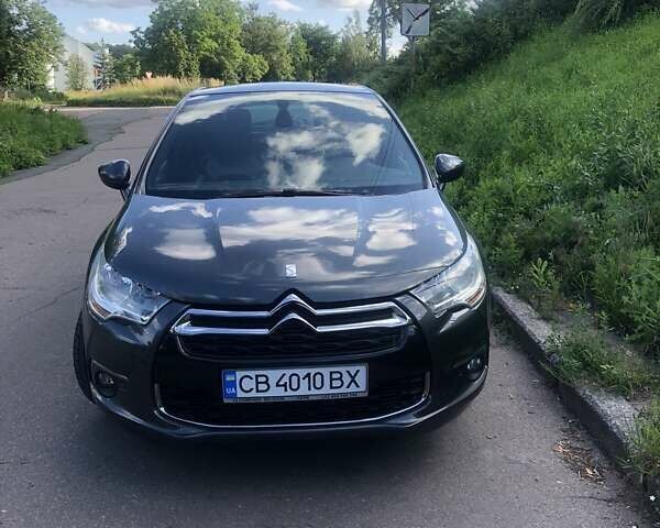 Серый Ситроен ДС4, объемом двигателя 1.56 л и пробегом 272 тыс. км за 10500 $, фото 3 на Automoto.ua