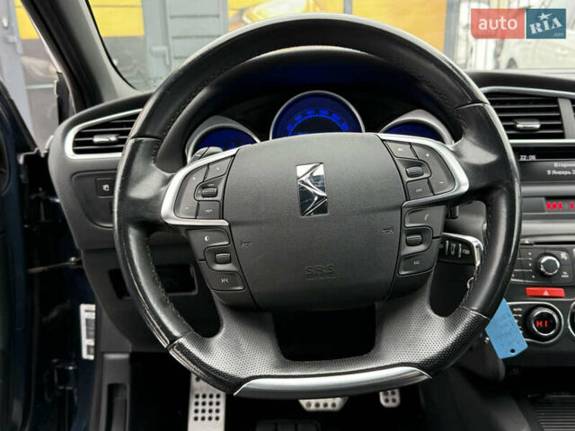 Синий Ситроен ДС4, объемом двигателя 1.6 л и пробегом 175 тыс. км за 9999 $, фото 51 на Automoto.ua