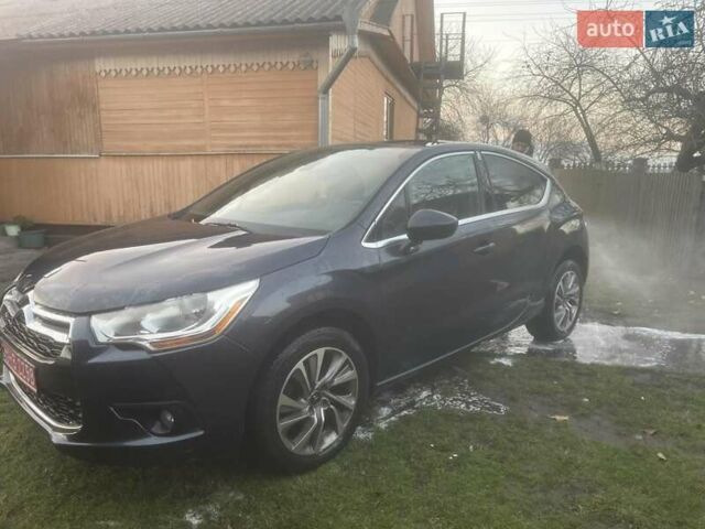 Синий Ситроен ДС4, объемом двигателя 1.6 л и пробегом 60 тыс. км за 9400 $, фото 5 на Automoto.ua