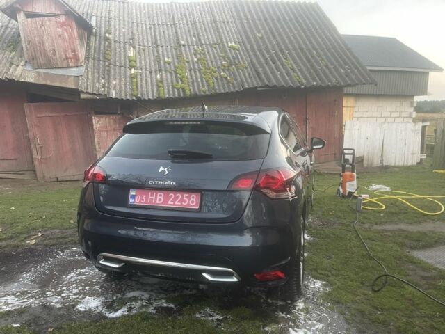 Синий Ситроен ДС4, объемом двигателя 1.6 л и пробегом 62 тыс. км за 8500 $, фото 5 на Automoto.ua