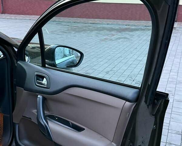 Зеленый Ситроен ДС4, объемом двигателя 1.6 л и пробегом 95 тыс. км за 10899 $, фото 9 на Automoto.ua