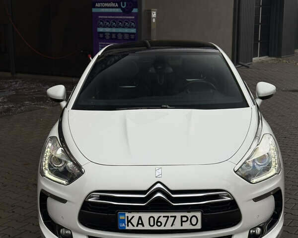 Белый Ситроен ДС5, объемом двигателя 1.6 л и пробегом 147 тыс. км за 11150 $, фото 8 на Automoto.ua