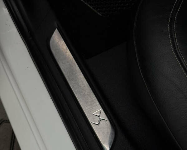 Белый Ситроен ДС5, объемом двигателя 1.6 л и пробегом 147 тыс. км за 11150 $, фото 42 на Automoto.ua