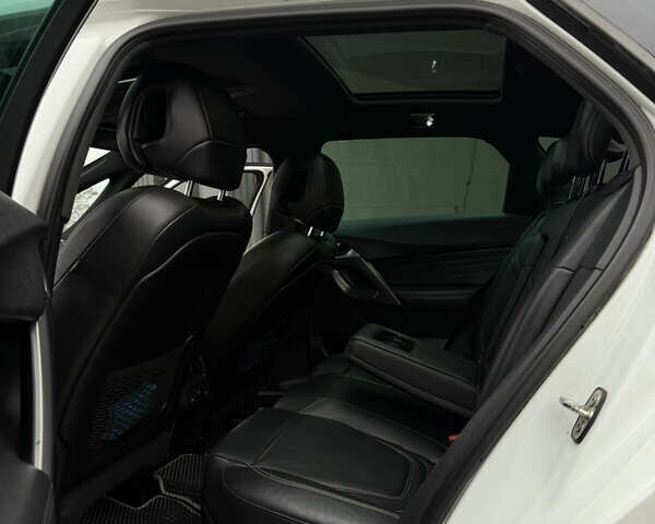 Белый Ситроен ДС5, объемом двигателя 1.6 л и пробегом 147 тыс. км за 11150 $, фото 41 на Automoto.ua