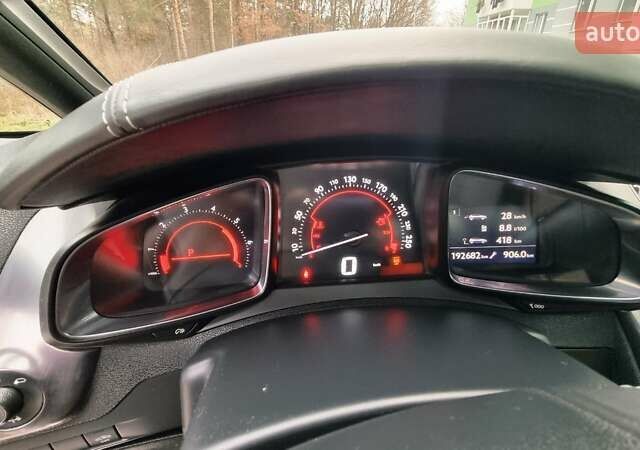 Белый Ситроен ДС5, объемом двигателя 2 л и пробегом 190 тыс. км за 11000 $, фото 11 на Automoto.ua