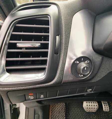 Белый Ситроен ДС5, объемом двигателя 2 л и пробегом 190 тыс. км за 11000 $, фото 16 на Automoto.ua