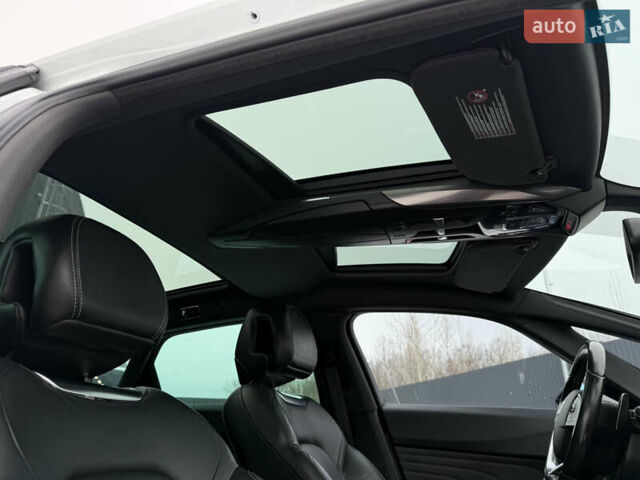 Білий Сітроен ДС5, об'ємом двигуна 1.6 л та пробігом 155 тис. км за 10900 $, фото 40 на Automoto.ua