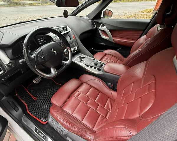 Ситроен ДС5 2013 в Виннице на Automoto.ua Белый Ситроен ДС5, объемом двигателя 2 л и пробегом 233 тыс. км за 14500 $, фото 7 на Automoto.ua
