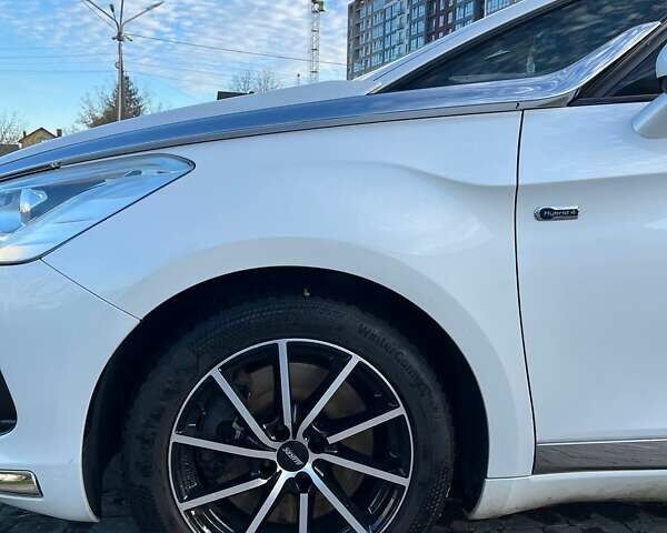 Білий Сітроен ДС5, об'ємом двигуна 2 л та пробігом 239 тис. км за 12700 $, фото 11 на Automoto.ua