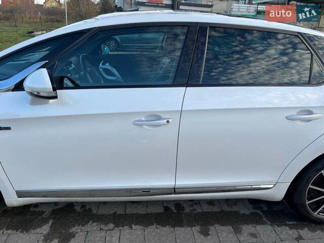 Білий Сітроен ДС5, об'ємом двигуна 2 л та пробігом 239 тис. км за 12700 $, фото 9 на Automoto.ua