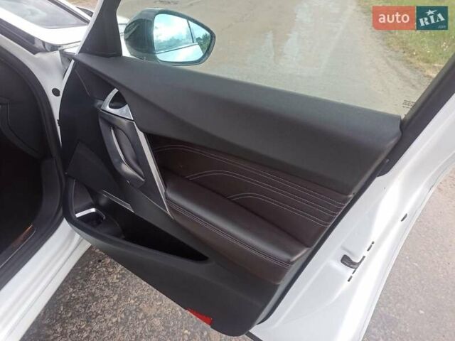 Белый Ситроен ДС5, объемом двигателя 2 л и пробегом 264 тыс. км за 11950 $, фото 31 на Automoto.ua